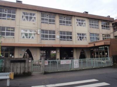 Primary school. Elementary school to 590m Onodai Central Elementary School
