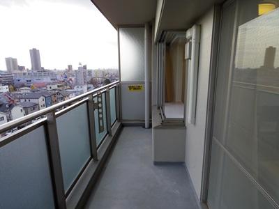 Balcony. Local (10 May 2013) Shooting