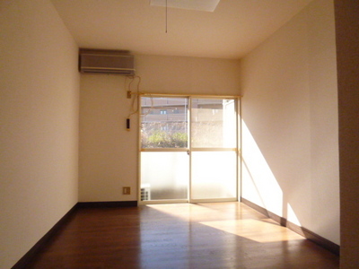 Living and room. Southwest of Western-style ☆