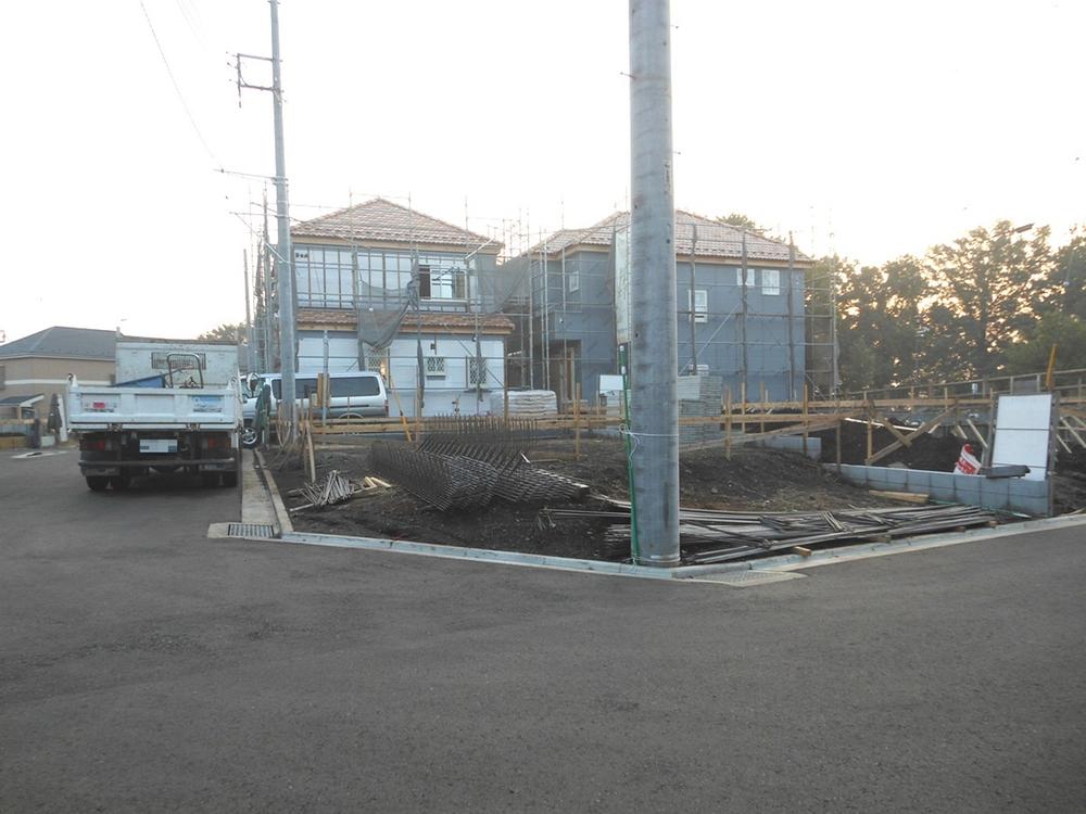 Local photos, including front road. 17 Building