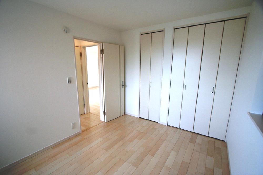 Non-living room. Local (July 2013) Shooting