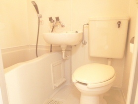 Bath. Bathroom with wash basin