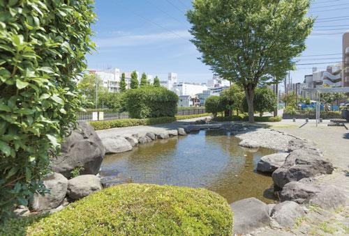 park. 390m to babble park Mori servants