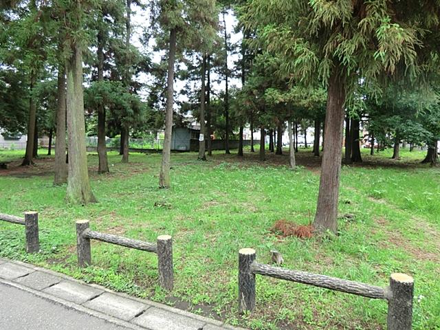 park. Higashirinkan 135m until the forest of 1-chome petting