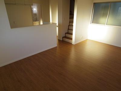 Living. Local (11 May 2013) Shooting