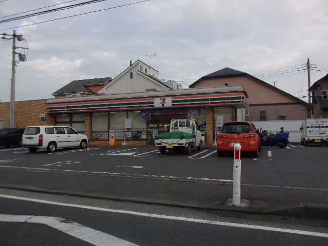 Convenience store. Seven-Eleven 143m to Sagamihara Kamitsuruma 2-chome (convenience store)