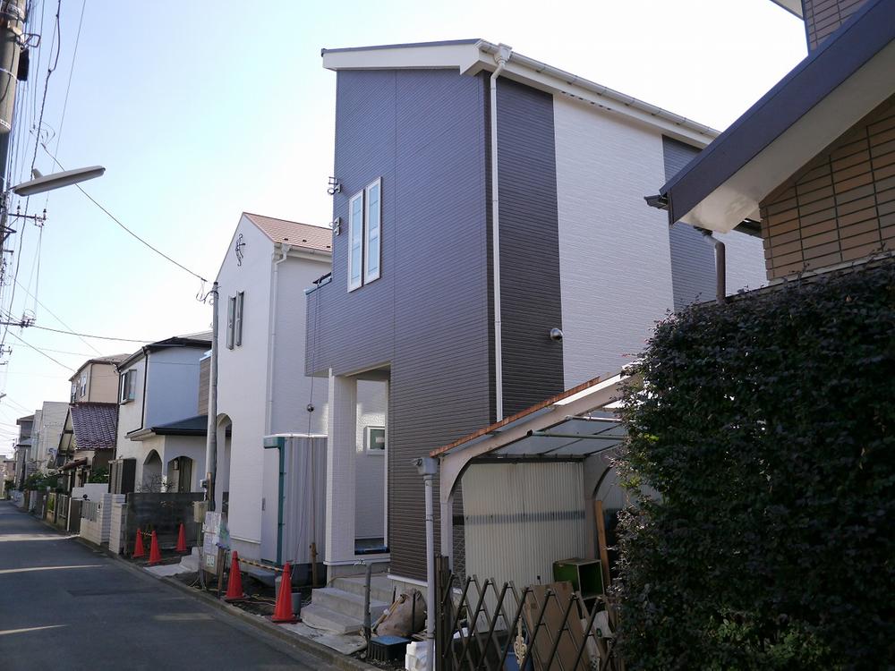 Local appearance photo