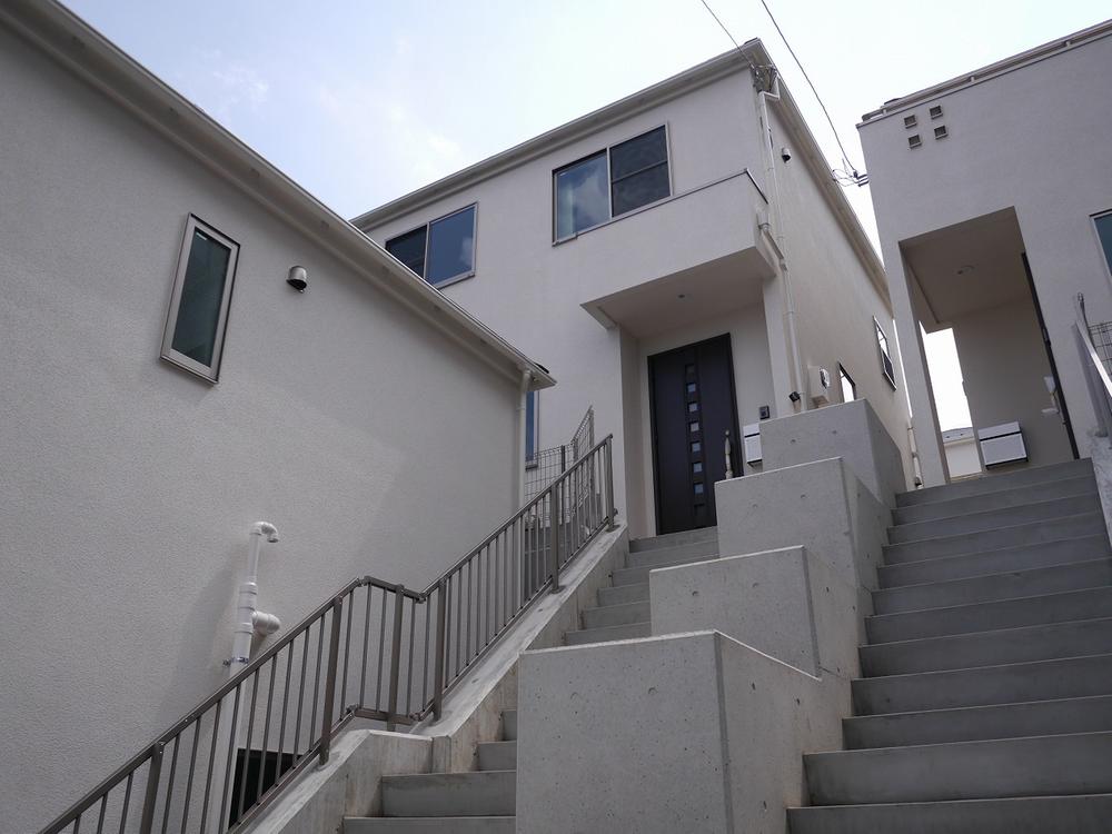 Local appearance photo