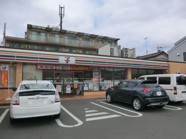 Convenience store. Seven-Eleven Sagamihara Toyomachi store up (convenience store) 192m