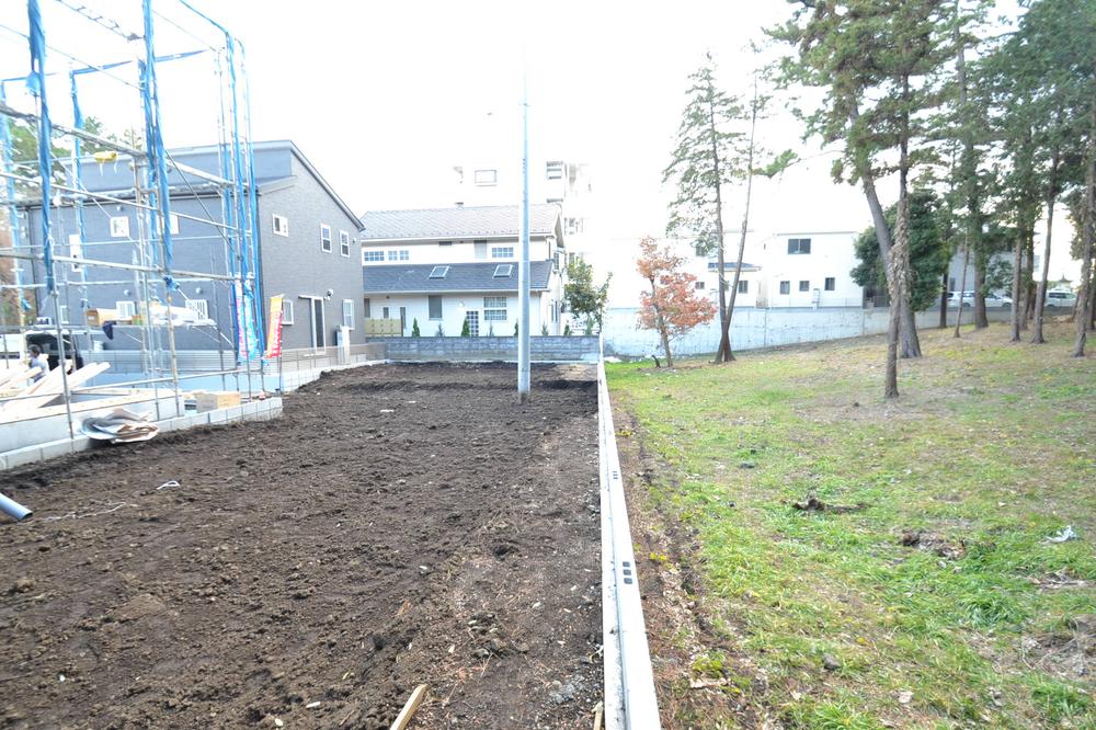 Local appearance photo. Local (12 May 2013) Shooting