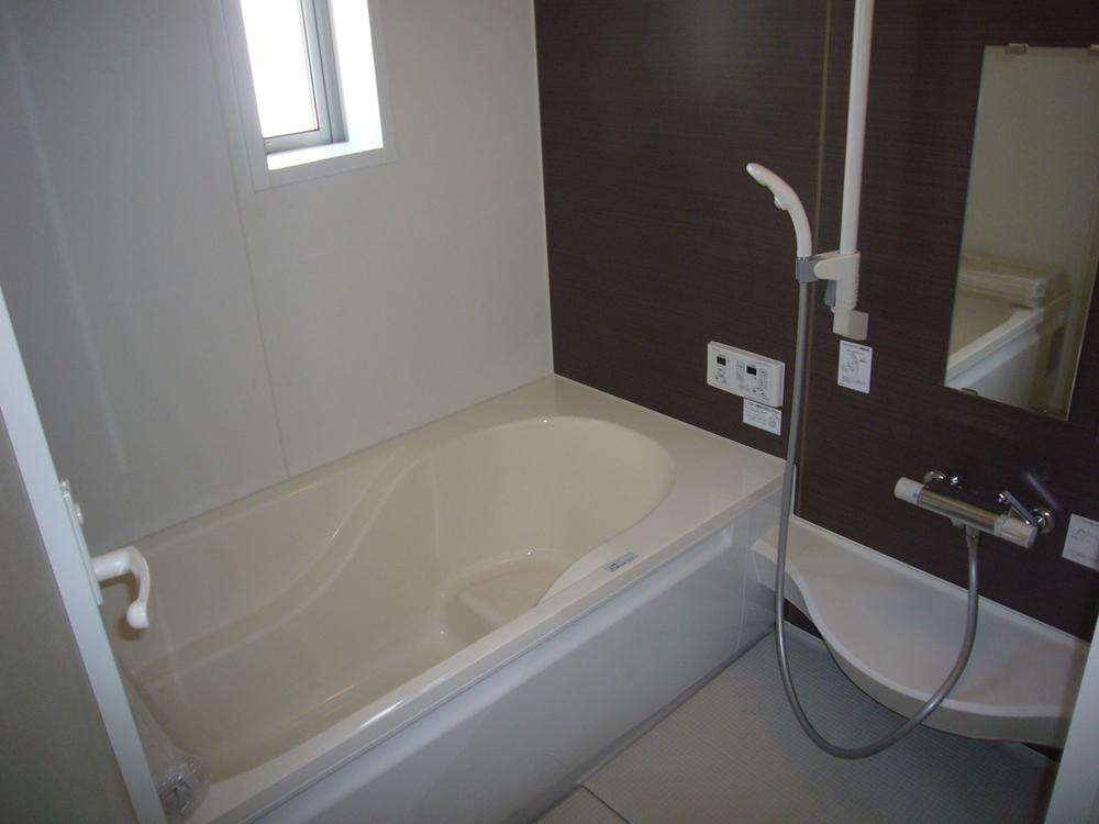 Bathroom. Indoor (11 May 2013) Shooting