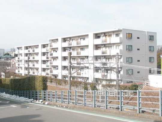 Local appearance photo. Subject property appearance photo.