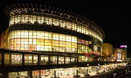 Shopping centre. 1440m until Yamato Oak City