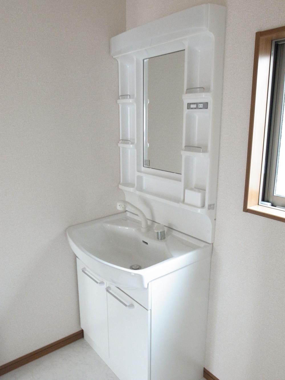 Wash basin, toilet.  ☆ Vanity made of Panasonic ☆