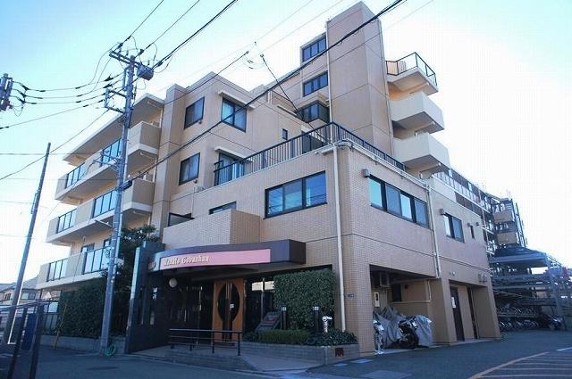 Local appearance photo. Local shooting