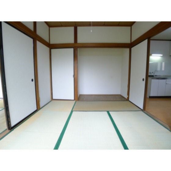 Other. Spacious Japanese-style calm down.