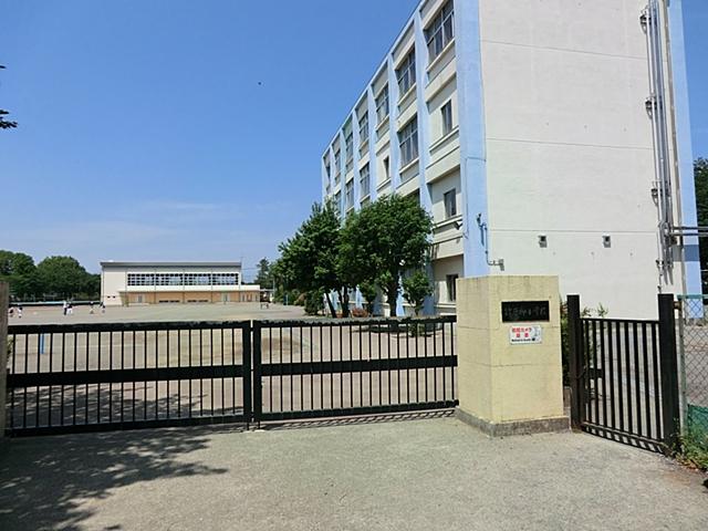 Primary school. 413m to Yamato City Kusayanagi Elementary School