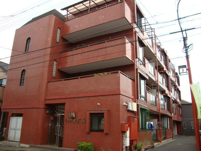 Local appearance photo