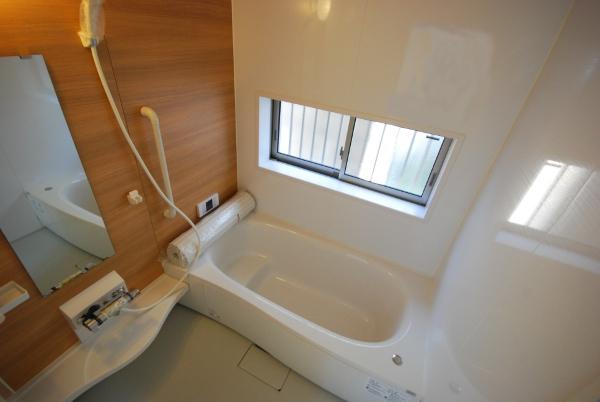 Bathroom. Local (12 May 2013) Shooting H Building