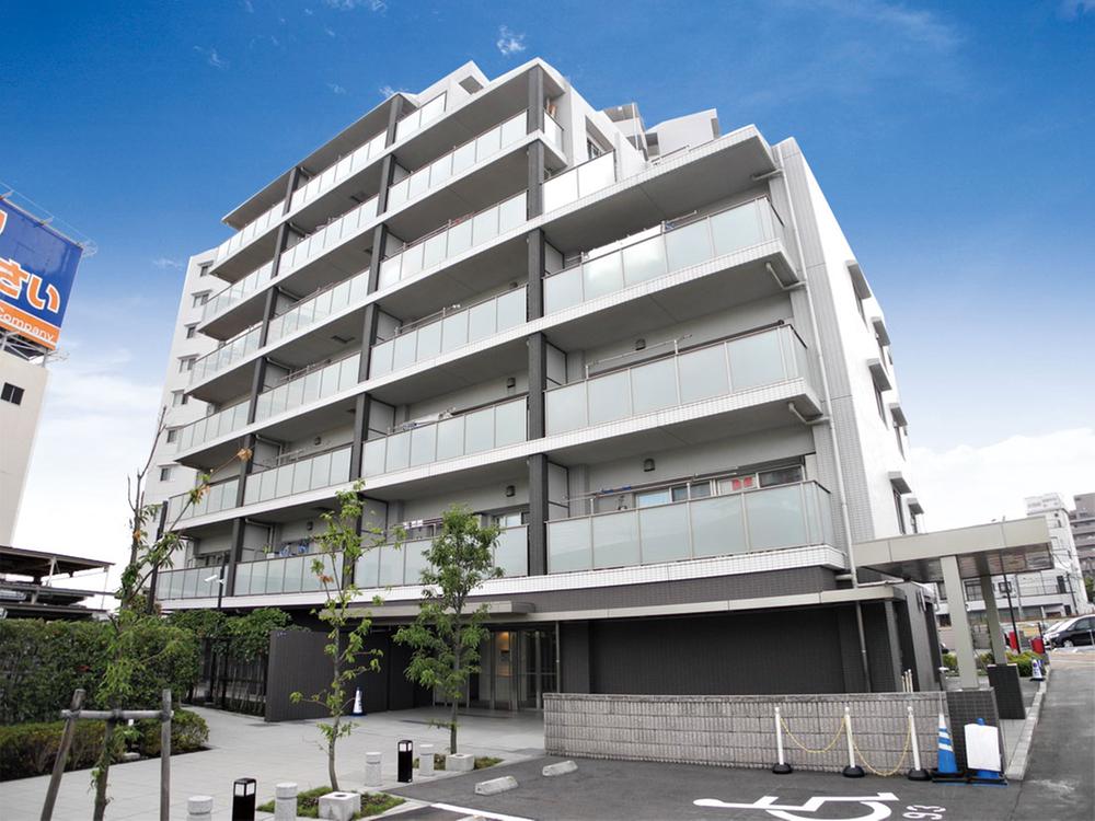 Local appearance photo. Local (12 May 2013) Shooting