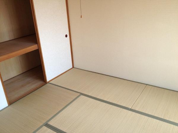 Non-living room. Room (August 2013) Shooting