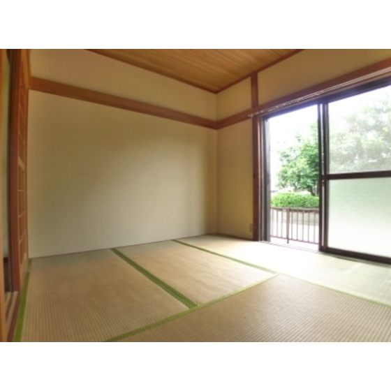 Other room space. Purring you relax in the Japanese-style room