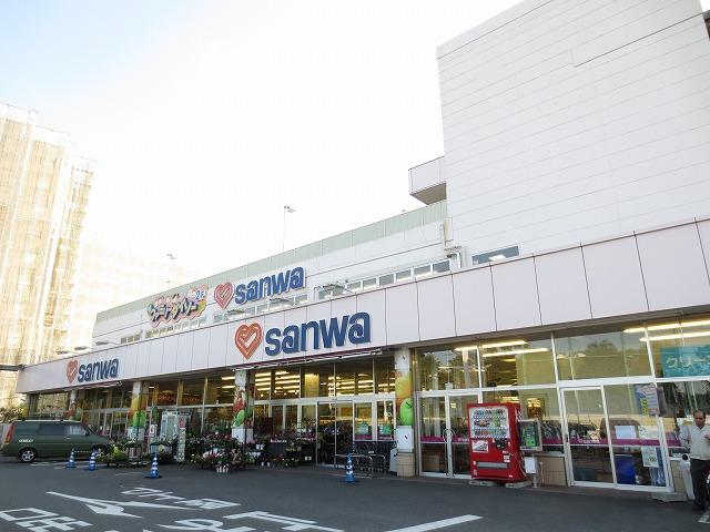 Other. 9-minute walk from the Super Sanwa (about 710m)