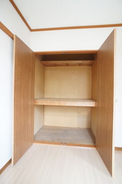 Other. Storage (Western-style 4.5)