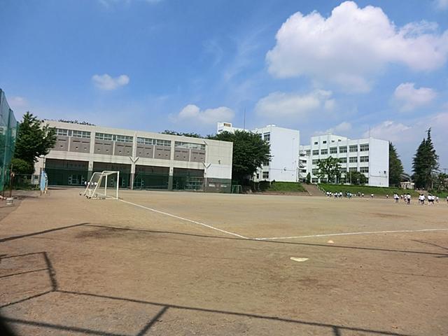 Junior high school. 1328m until the Yamato Municipal Tsukimino junior high school