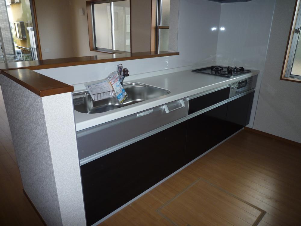 Same specifications photo (kitchen)