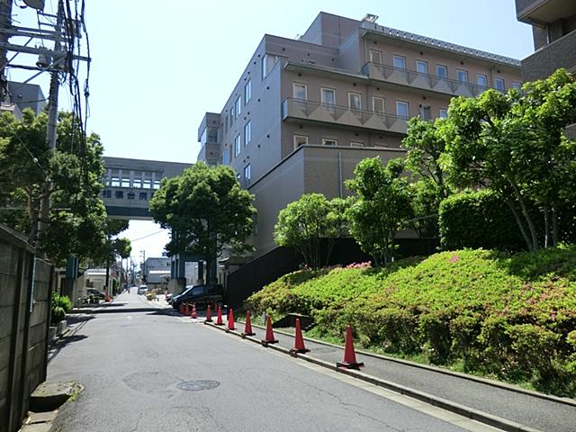 Hospital. Sagamidai 1184m to the hospital