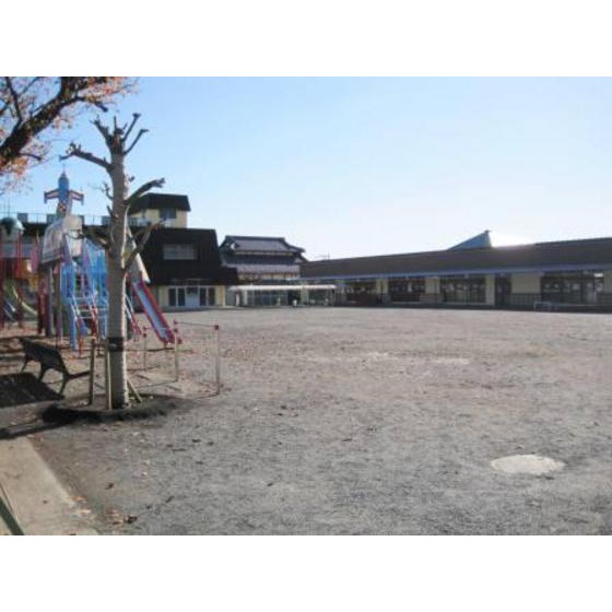 kindergarten ・ Nursery. Willow kindergarten (kindergarten ・ 230m to the nursery)