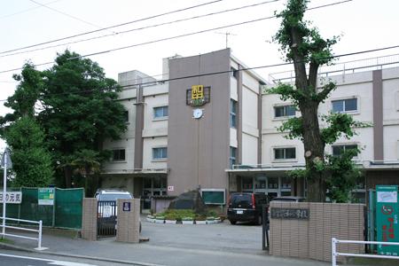 Junior high school. 1100m to Yamato Junior High School