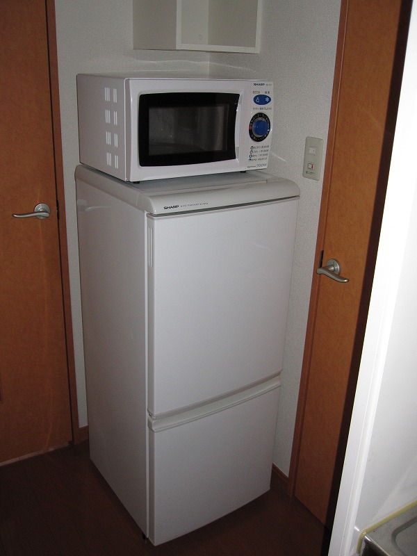 Other Equipment. Refrigerator & with microwave