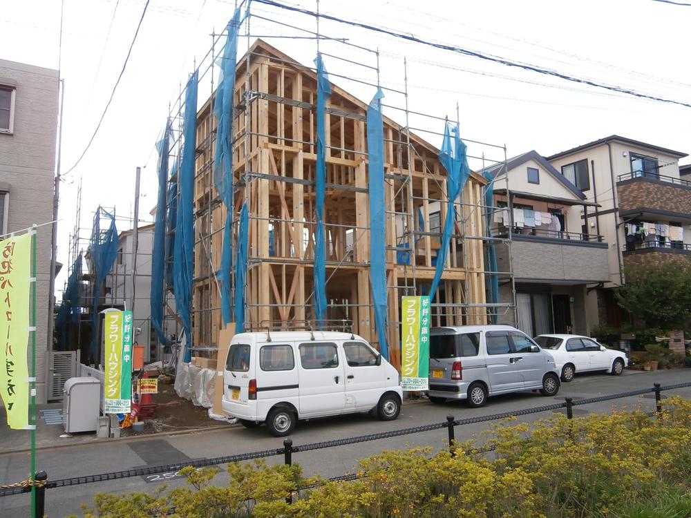 Local appearance photo. Local (11 May 2013) Shooting A Building was completed to house cleaning! 