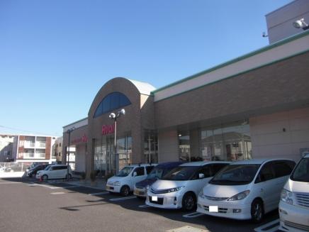 Shopping centre. Avail dais 331m to Shibuya