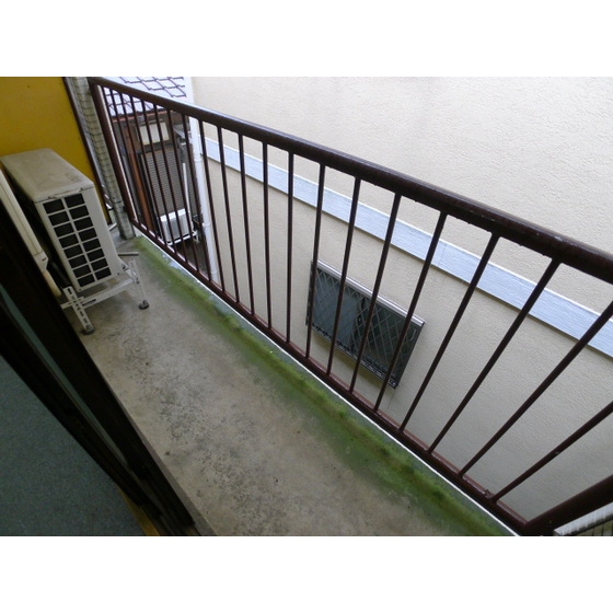 Balcony. Yes veranda, Jose and laundry.