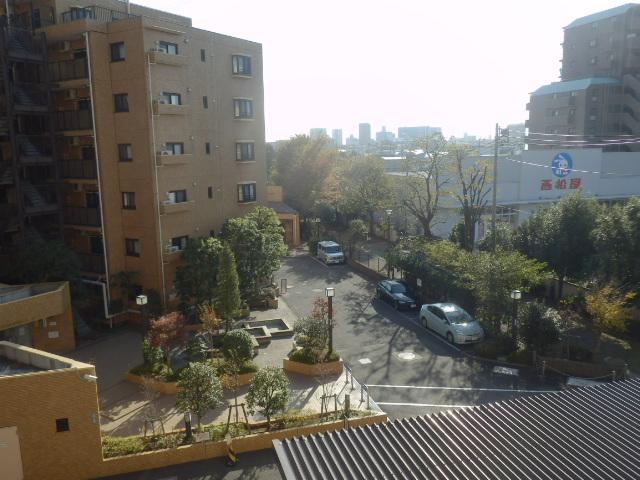 View photos from the dwelling unit. The south will have opened ☆