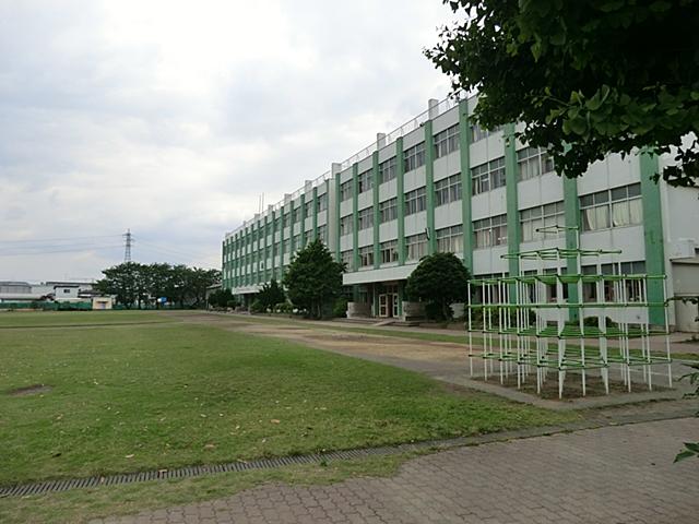 Primary school. 549m until Yamato Municipal Kamiwada Elementary School