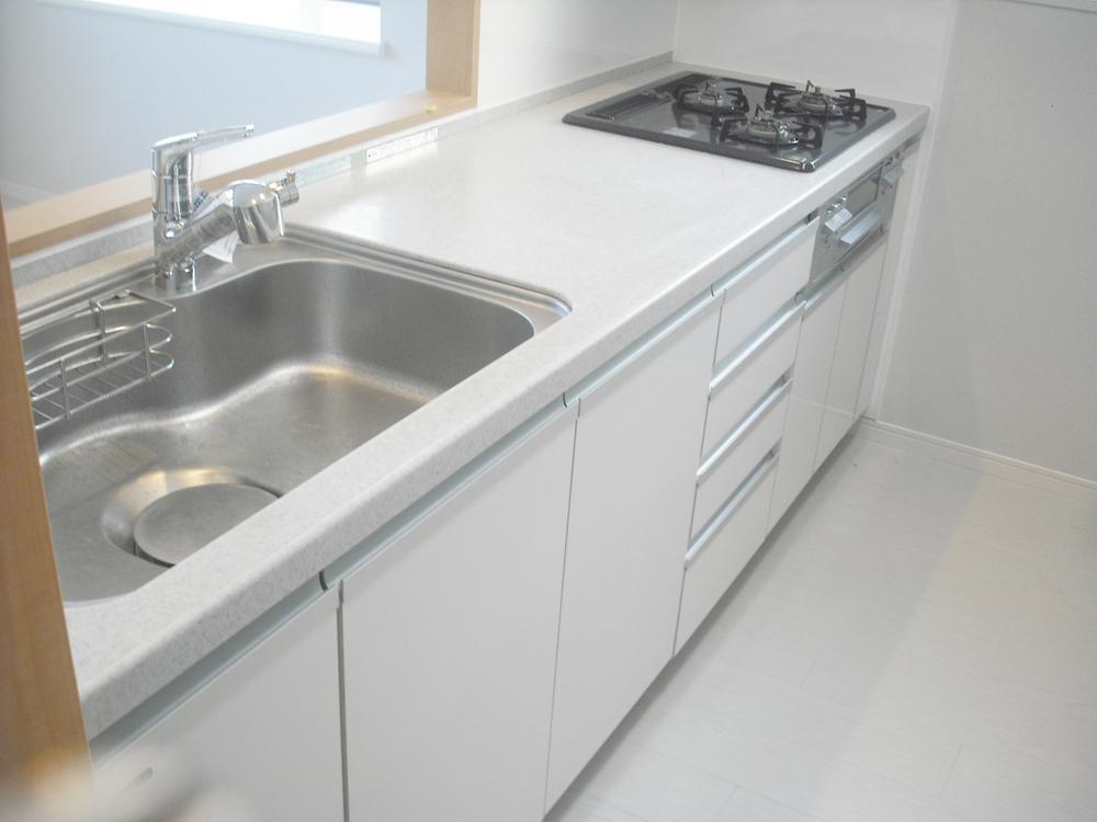 Kitchen. Water purifier new installation