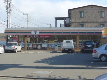 Convenience store. Seven-Eleven Yamato Shimotsuruma inn store up (convenience store) 527m