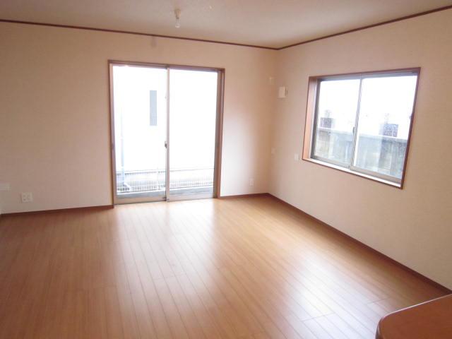 Living. Indoor (11 May 2013) Shooting