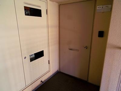 Entrance. Local (10 May 2013) Shooting