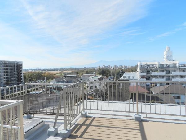 View photos from the dwelling unit