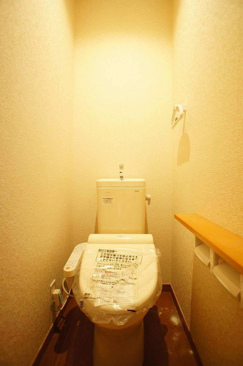 Toilet. Indoor (10 May 2013) Shooting, Toilet on the first floor ・ It is equipped on the second floor both.