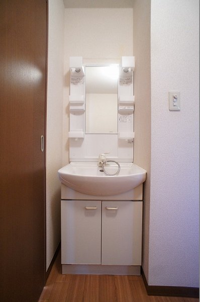 Other. You can get ready to ease, even a busy morning in the wash basin shower.