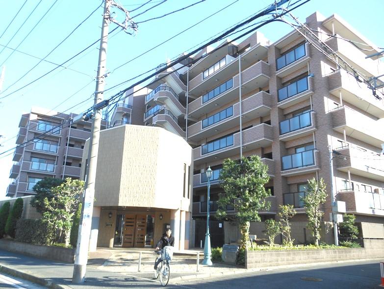 Local appearance photo