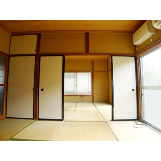 Other room space. The 6 Pledge of Japanese-style room has storage of the hammer minute. 