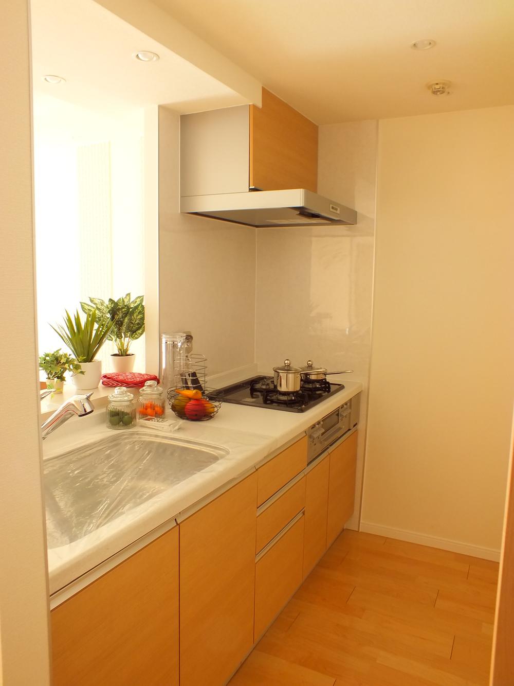 Kitchen. Same specifications