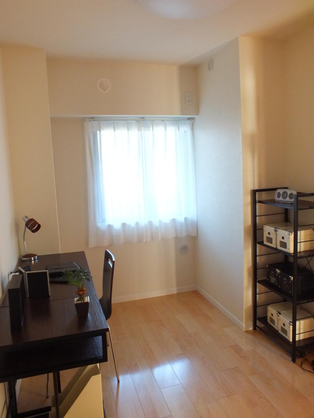 Other introspection. Same specifications